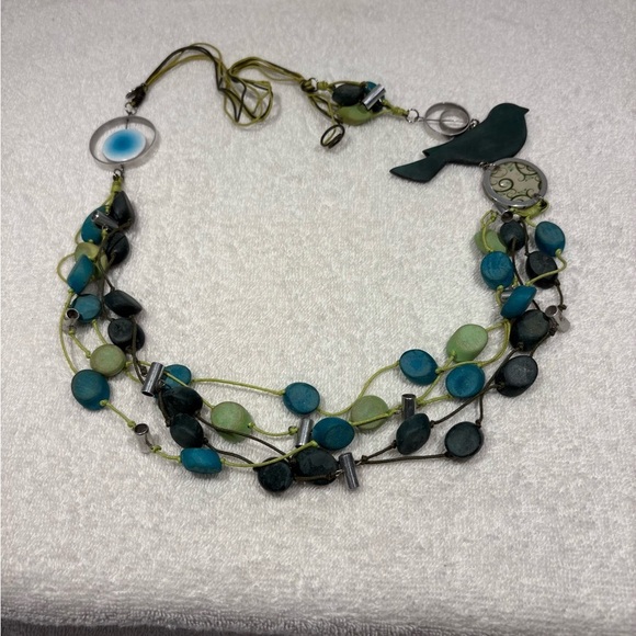 Caracol Statement Necklace with Bird Pendant & Multicolor Beads - Picture 8 of 9